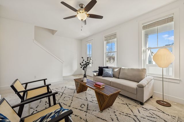 743 Cottage Park Dr, Nashville, TN 37207