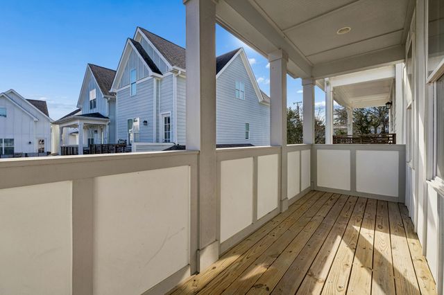 743 Cottage Park Dr, Nashville, TN 37207