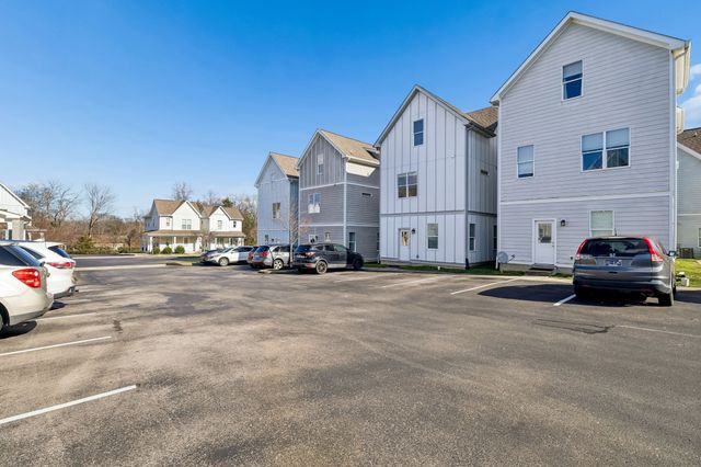 743 Cottage Park Dr, Nashville, TN 37207