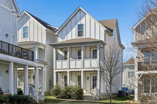 743 Cottage Park Dr, Nashville, TN 37207