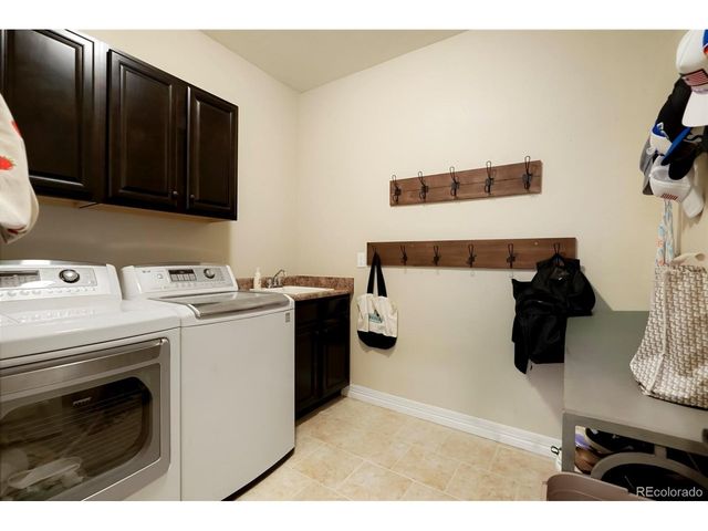 7995 Angel View Dr, Frederick, CO 80530
