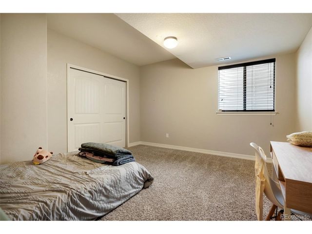 7995 Angel View Dr, Frederick, CO 80530
