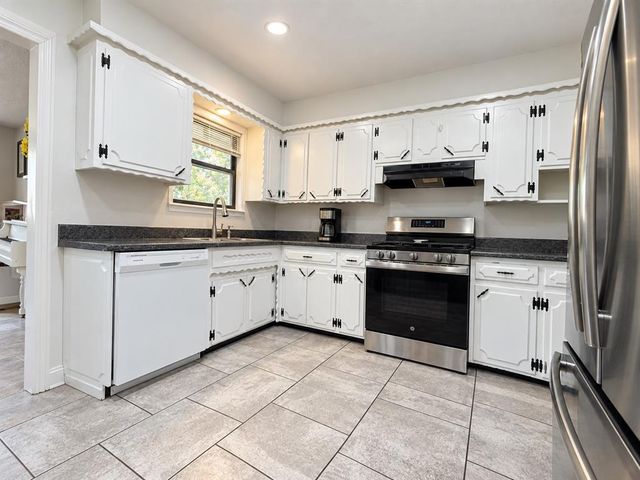2812 SW 84th Street, Oklahoma City, OK 73159