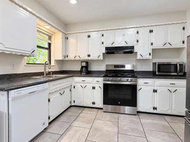 2812 SW 84th Street, Oklahoma City, OK 73159