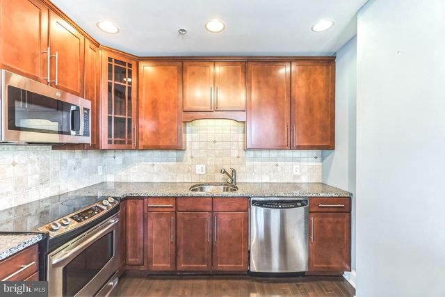 207 RECTOR ST, Philadelphia, PA 19128
