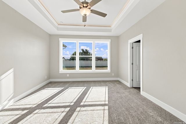 130 Merion Ln, La Vernia, TX 78121