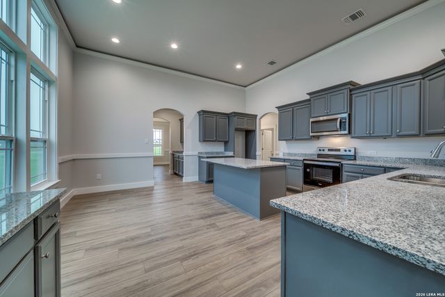 130 Merion Ln, La Vernia, TX 78121