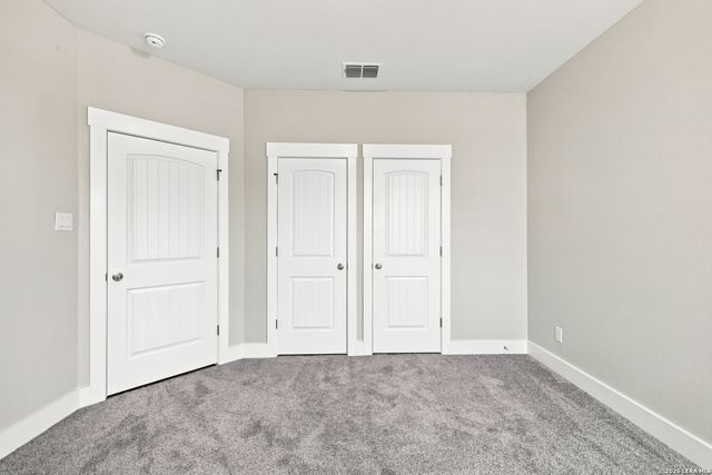 130 Merion Ln, La Vernia, TX 78121