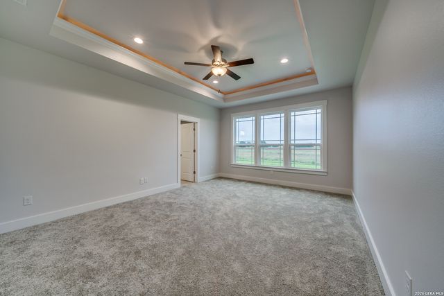 130 Merion Ln, La Vernia, TX 78121