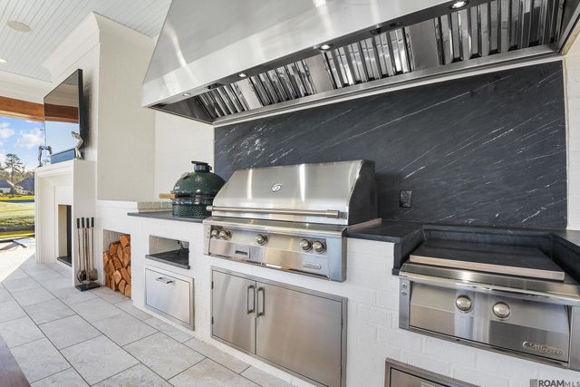 25820 Carnoustie Way, Denham Springs, LA 70726