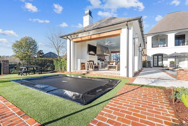 25820 Carnoustie Way, Denham Springs, LA 70726