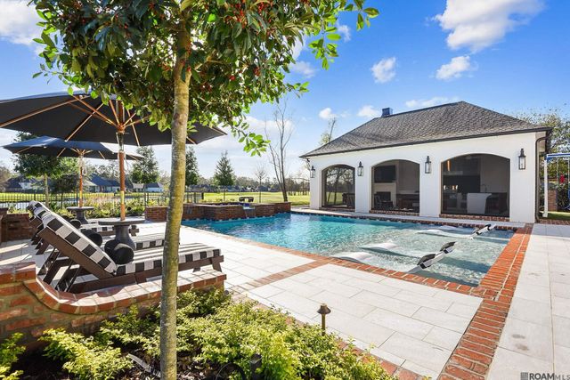 25820 Carnoustie Way, Denham Springs, LA 70726