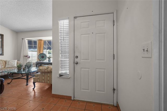 6721 North Brunswick Circle, Las Vegas, NV 89107