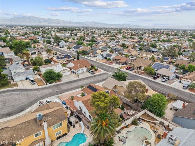 6721 North Brunswick Circle, Las Vegas, NV 89107