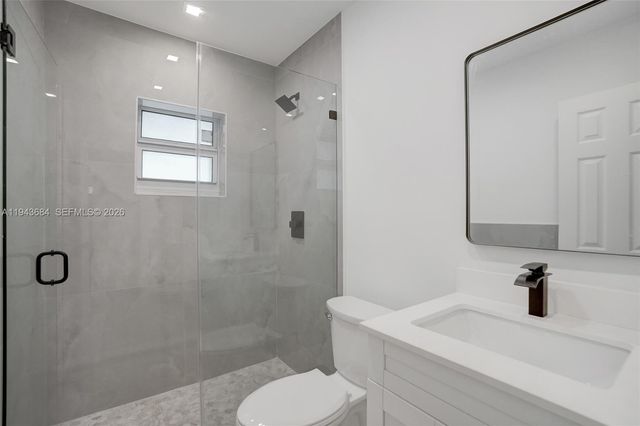 922 NW 4th Ave 4, Fort Lauderdale, FL 33311