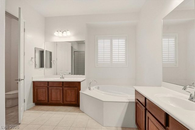 208 Palmetto Pointe Drive, Henderson, NV 89012