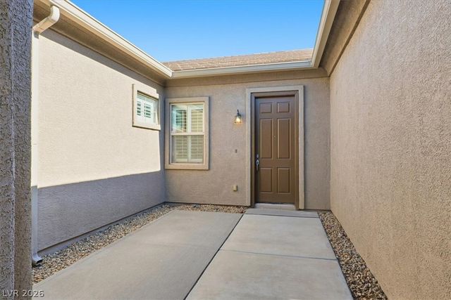 208 Palmetto Pointe Drive, Henderson, NV 89012
