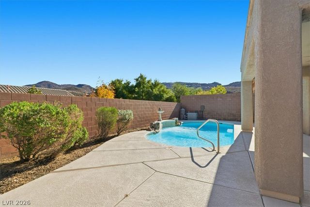 208 Palmetto Pointe Drive, Henderson, NV 89012