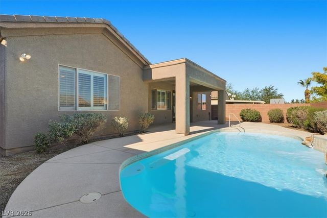 208 Palmetto Pointe Drive, Henderson, NV 89012