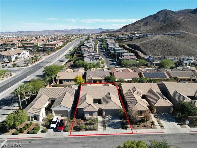 208 Palmetto Pointe Drive, Henderson, NV 89012