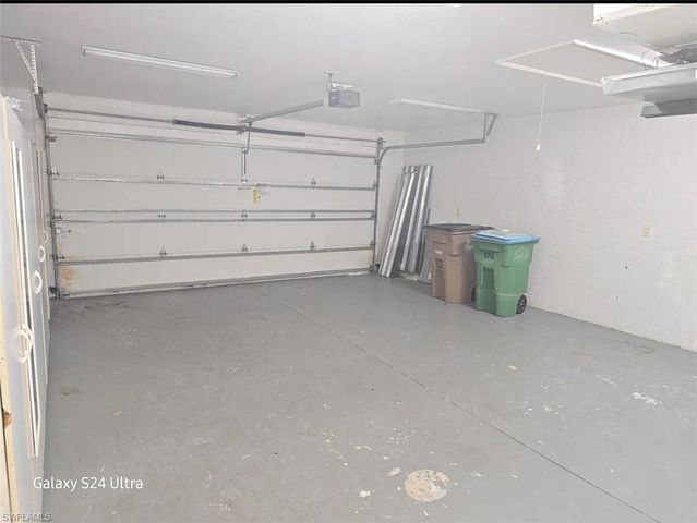 1012 SE 12th TER, Cape Coral, FL 33990
