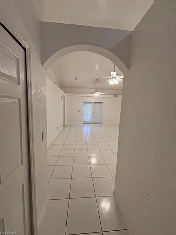 1012 SE 12th TER, Cape Coral, FL 33990