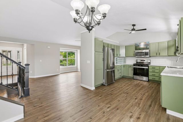 15944 Cascade Path, Rosemount, MN 55068