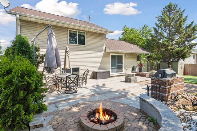 15944 Cascade Path, Rosemount, MN 55068