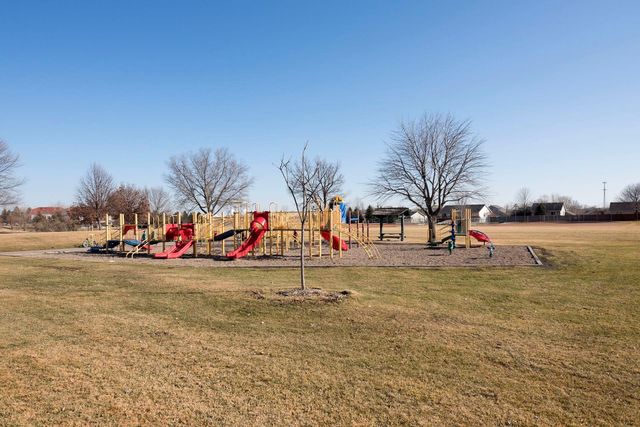 15944 Cascade Path, Rosemount, MN 55068