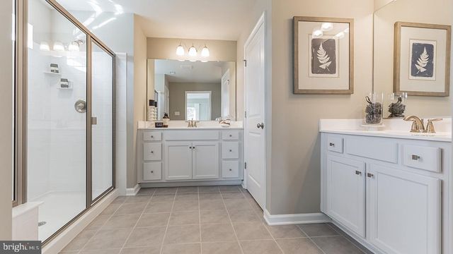 214 LINDSEY DR, Columbia, PA 17512
