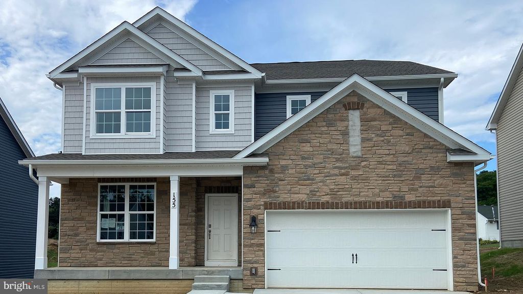 214 LINDSEY DR, Columbia, PA 17512