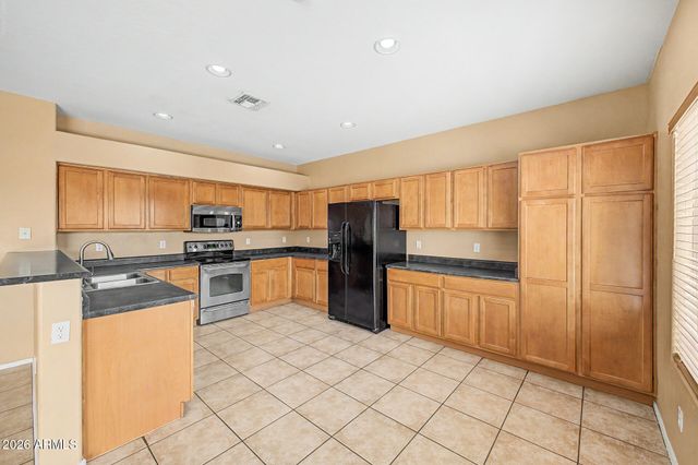17817 W MARSHALL Lane, Surprise, AZ 85388