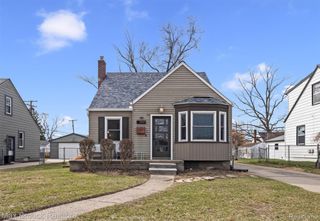 1861 Larkmoor Boulevard, Berkley, MI 48072