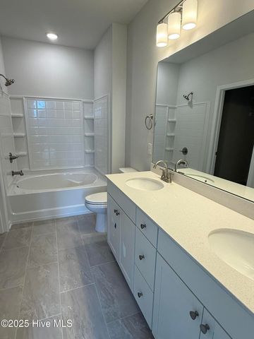 5617 Palm Tree Place, Leland, NC 28451