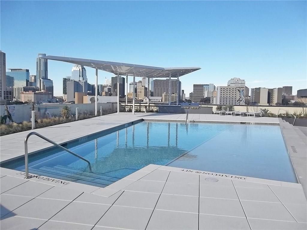 800 Embassy DR 205, Austin, TX 78702