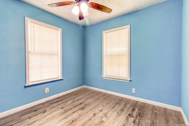232 E Theo Ave, San Antonio, TX 78214