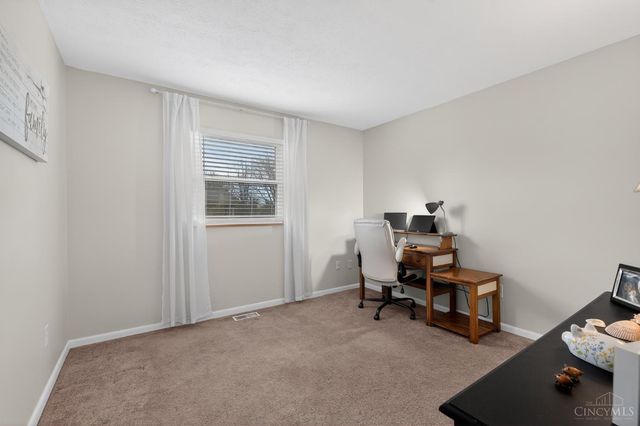 2005 Big Apple Drive, Batavia, OH 45103