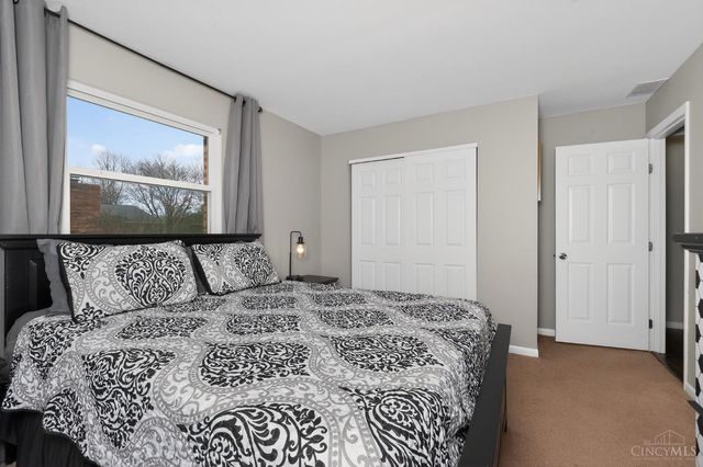 2005 Big Apple Drive, Batavia, OH 45103