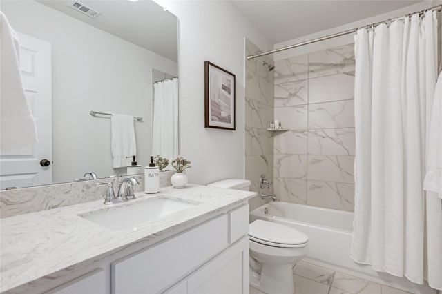 4905 Destination WAY, Jonestown, TX 78645