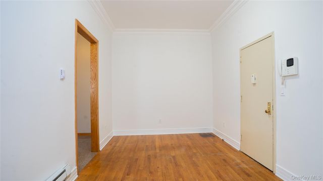 46 North Village Avenue 13, Rockville Centre, NY 11570