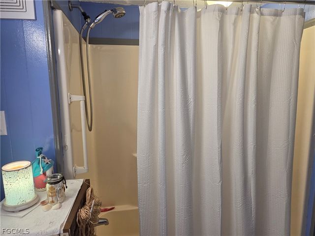 881 Homestead DR, North Fort Myers, FL 33917