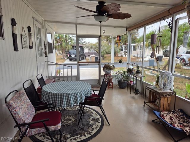 881 Homestead DR, North Fort Myers, FL 33917