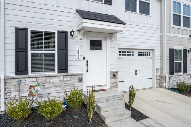 1836 Goldsberry St, Columbia, TN 38401