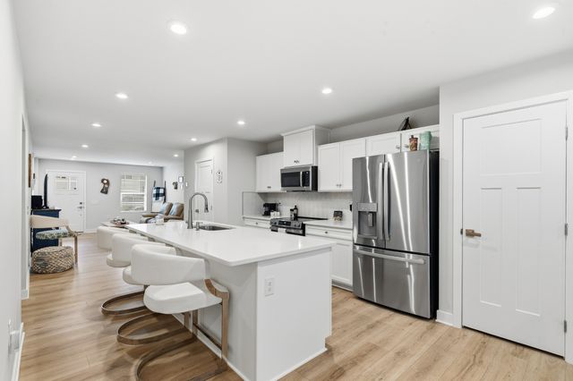 1836 Goldsberry St, Columbia, TN 38401