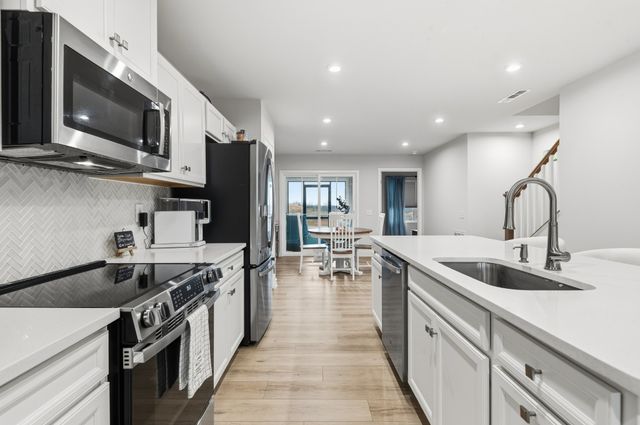 1836 Goldsberry St, Columbia, TN 38401