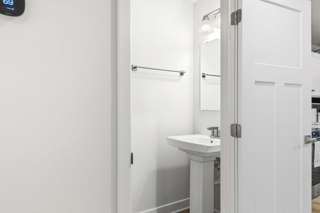 1836 Goldsberry St, Columbia, TN 38401