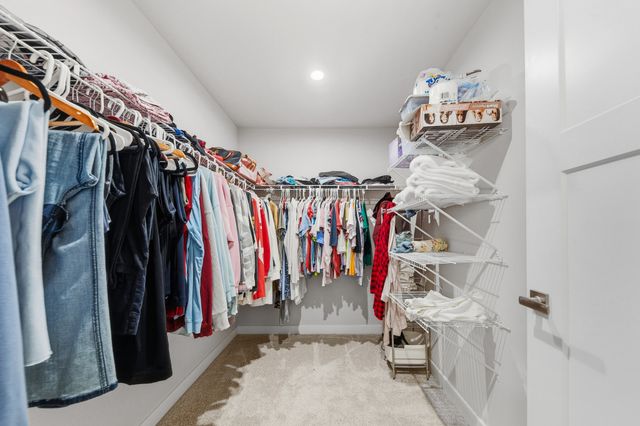 1836 Goldsberry St, Columbia, TN 38401