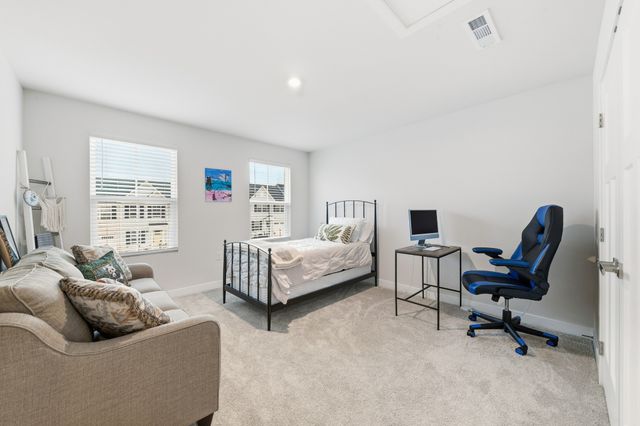 1836 Goldsberry St, Columbia, TN 38401