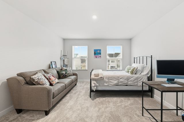 1836 Goldsberry St, Columbia, TN 38401