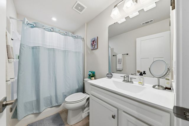 1836 Goldsberry St, Columbia, TN 38401